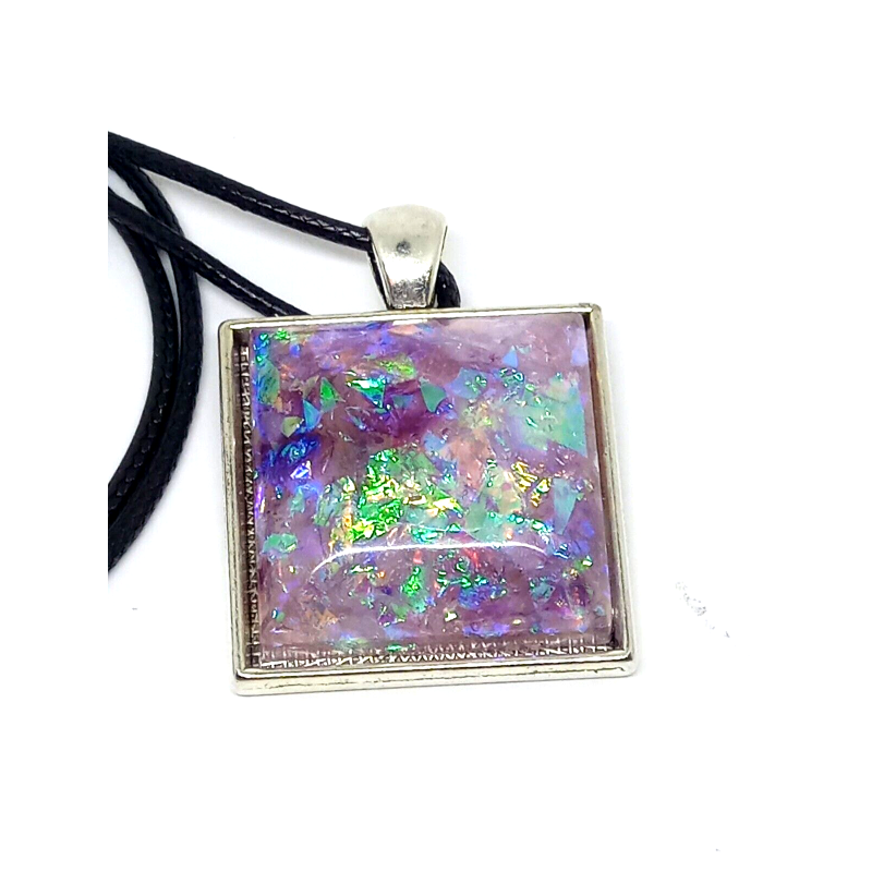 Halskette glänzend Quadrat Violett Opal-Imitat Epoxidharz HANDGEMACHT B076